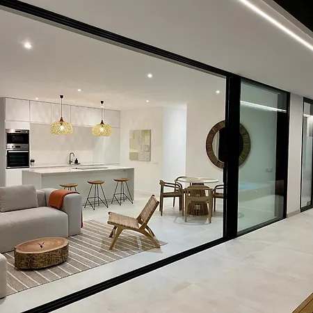 Lima Villa *