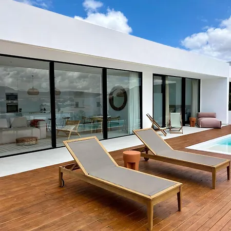 Lima Villa *